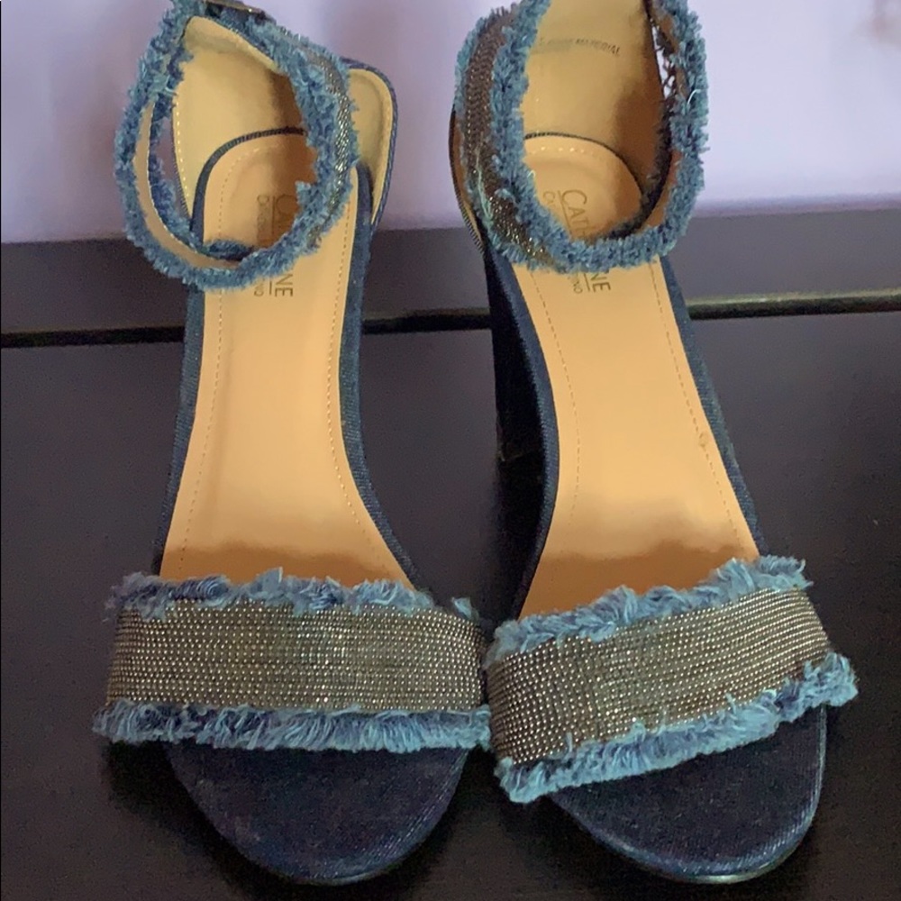 BLUE JEANS HEELS